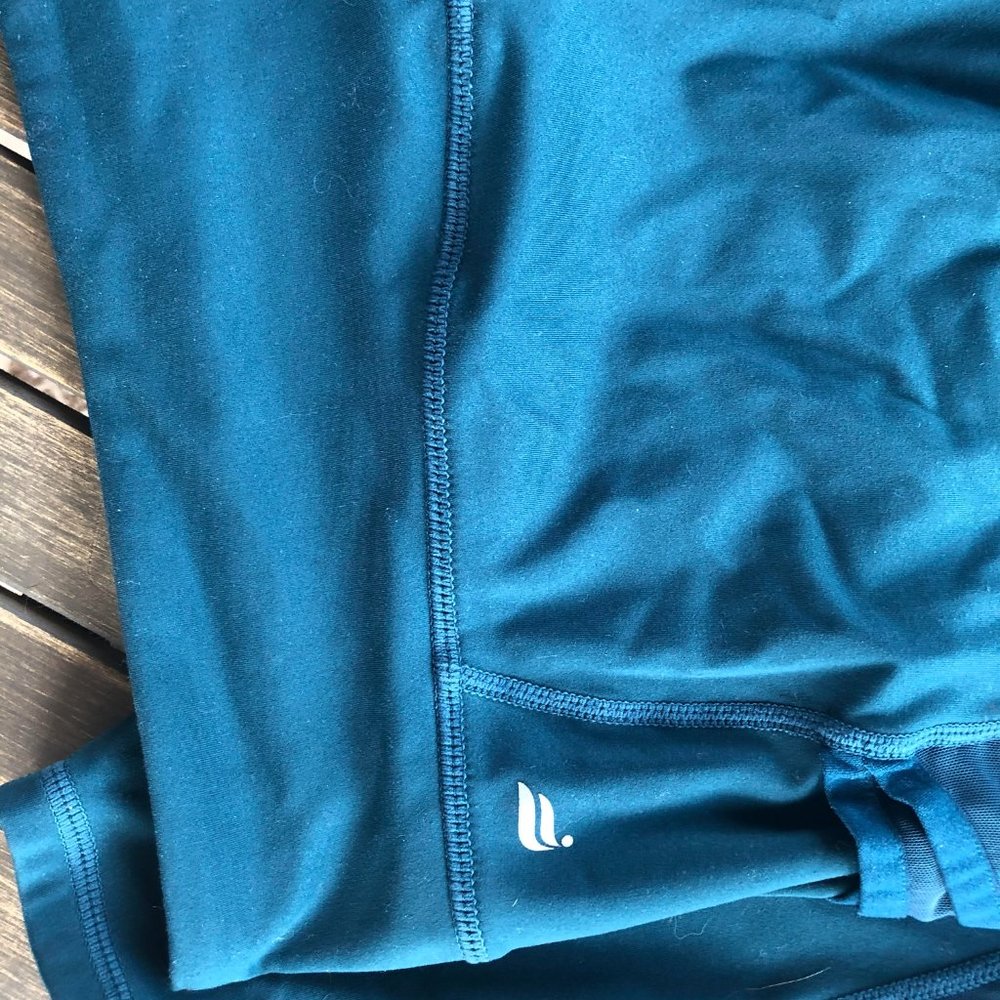 Fabletics Legging 3/4 Length - Picture 6 of 6